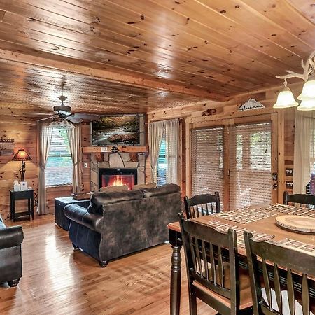 Goldilocks' Honey Pot Villa Pigeon Forge Dış mekan fotoğraf