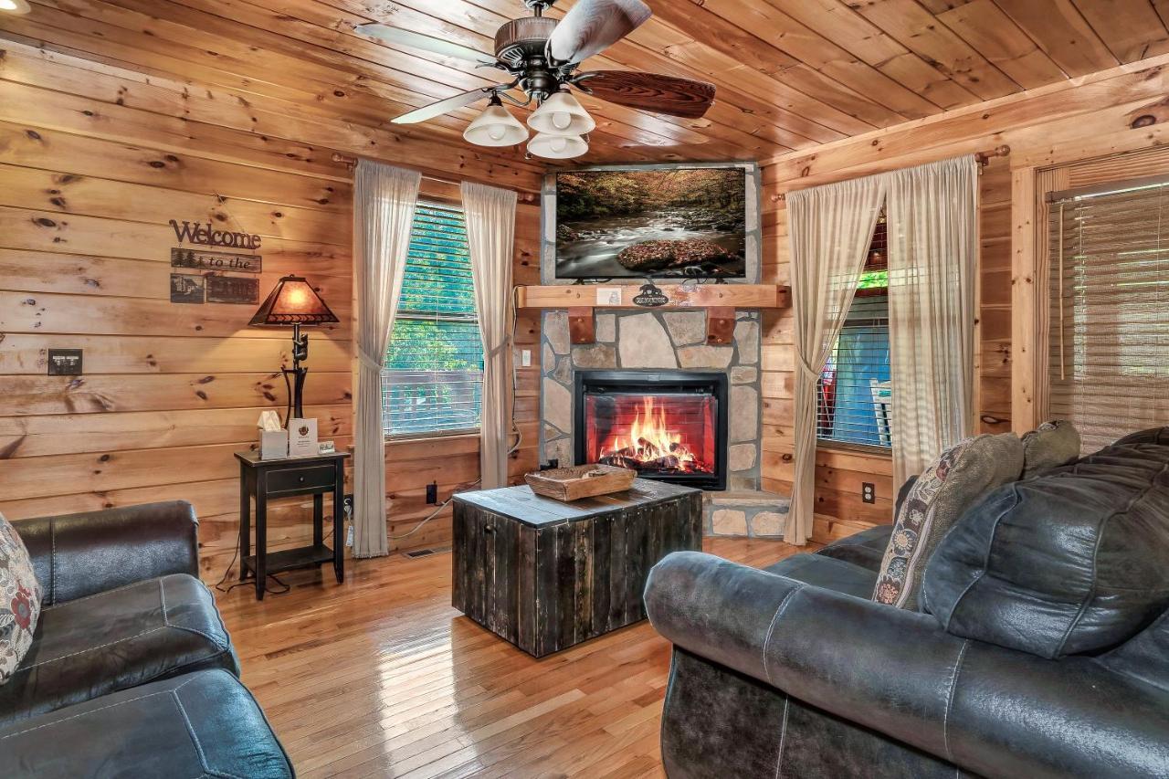 Goldilocks' Honey Pot Villa Pigeon Forge Dış mekan fotoğraf