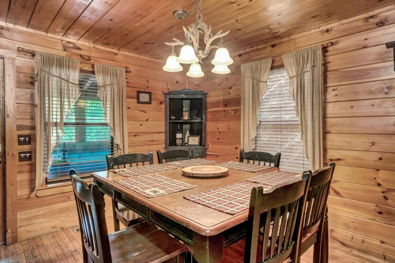 Goldilocks' Honey Pot Villa Pigeon Forge Dış mekan fotoğraf